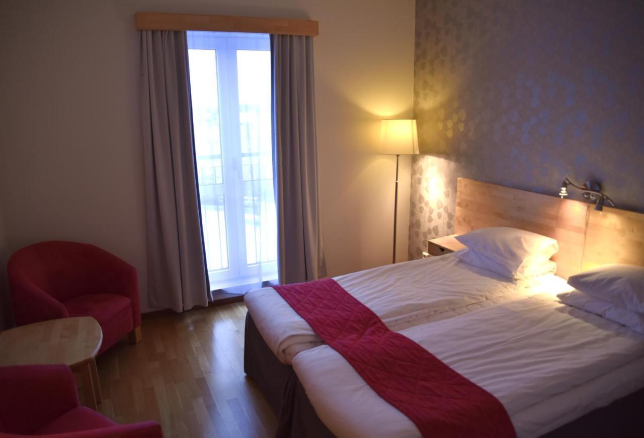 Hotell Arjaeng Esterno foto